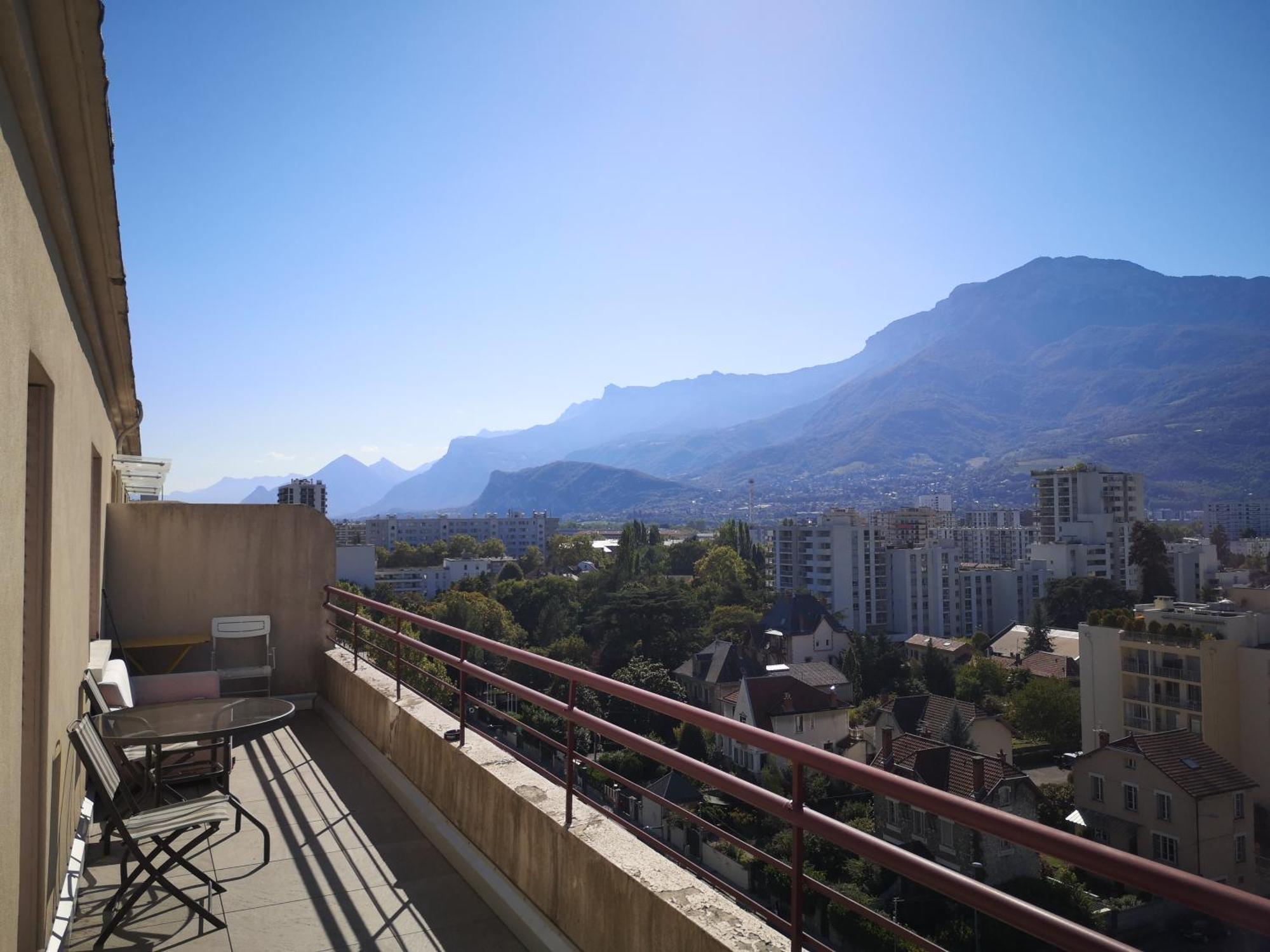 Apartamento Les terrasses de Libération Grenoble Exterior foto